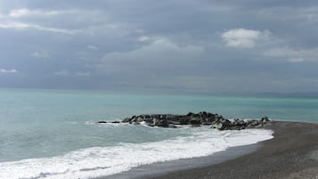 Sun loungers, beach towels