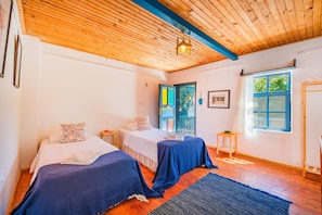 Appartement Tradition, 2 lits une place | Bureau, espace de travail pour ordinateur portable