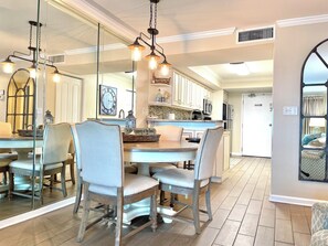 Dining - Ocean House 2903 2 bedroom 2 bath gulf-front condo (Gulf Shores)
