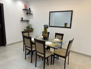 Dining - Retrouver ses Racines par des Moments en Famille (Abidjan)