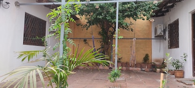 MEDITERRANEO HOSTEL
