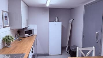 Studio Panoramique, salle de bains privée | Cuisine partagée