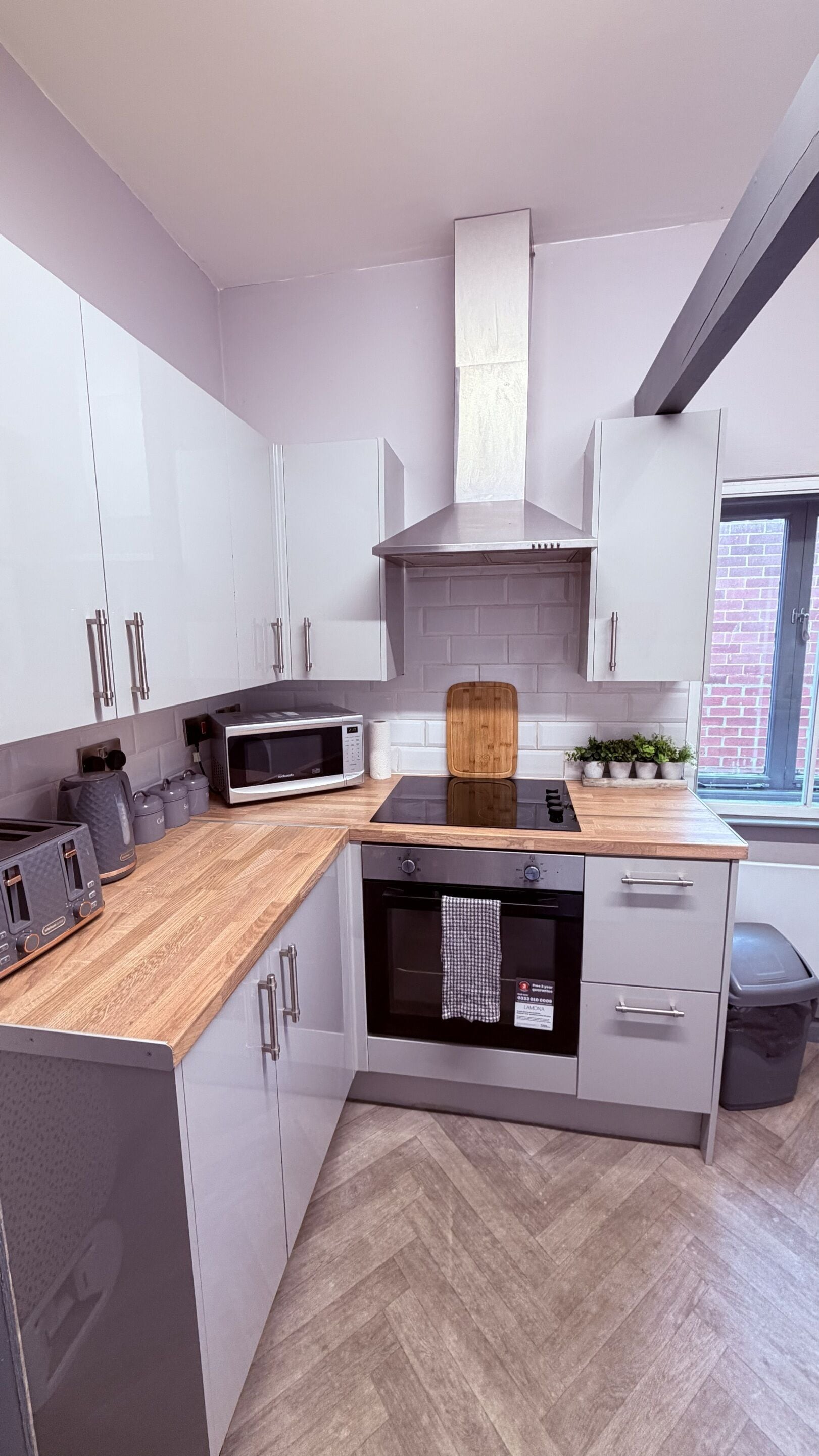 Apartamento, banheiro privativo (2 Bedroom) | Cozinha compartilhada | Geladeira grande, micro-ondas, fogão, cooktop