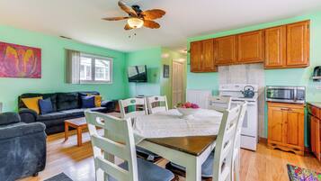 House (2 Bedrooms) | Bahagian dalam