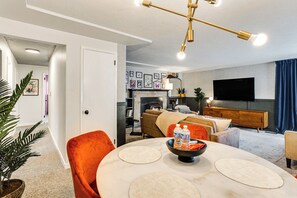 Nhà (3 Bedrooms) | Nội thất