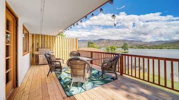House (4 Bedrooms) | Front of property