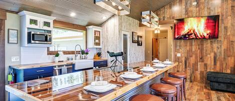 House (3 Bedrooms) | Front of property