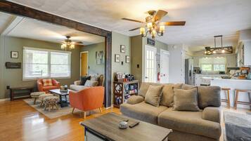 Rumah (5 Bedrooms) | Interior