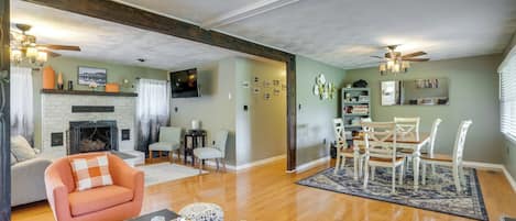 House (5 Bedrooms) | Interior