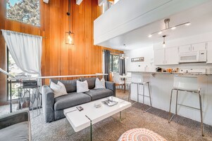 Apartment (1 Bedroom) | Interior