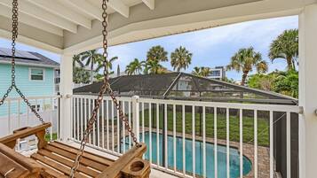 House, 3 Bedrooms | Balcony