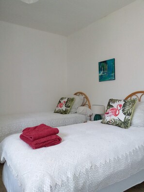 2 間睡房、熨斗/熨衫板、可攜式嬰兒床、Wi-Fi