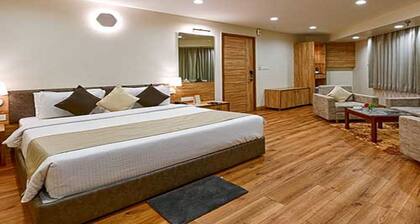 Hotel Page One
