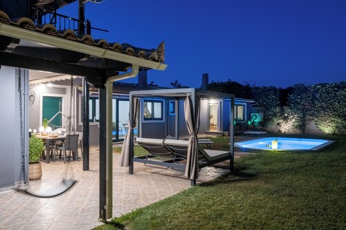 Villa Casa del G private pool and barbecue 
Special reservations for events. 