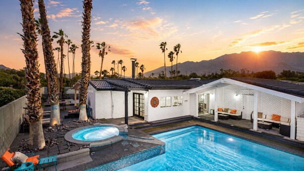 A pool area with a hot tub, lounge chairs, and a covered seating area. - 30% Off September, Great 4 Families -Pool, Jacuzzi (Palm Springs)