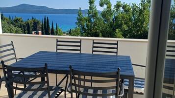 Apartment (Two Bedroom Apartment with Sea View) | Exterior