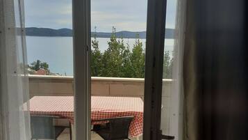 Apartment (Two Bedroom Apartment with Sea View) | View from room