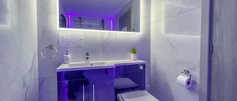 Luxury Double Room, Ensuite | Bathroom