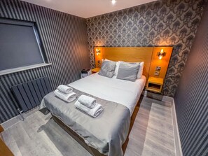 Habitació doble de luxe, amb bany privat | Wifi gratuïta 