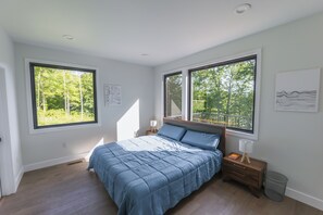 4 Schlafzimmer, Bügeleisen/Bügelbrett, Bettwäsche