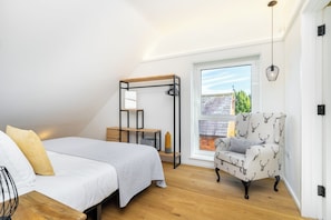 Egyptian cotton sheets, premium bedding, down comforters, in-room safe