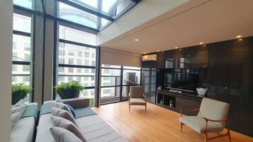 Exclusive-huoneisto | Oleskelualue | Televisio