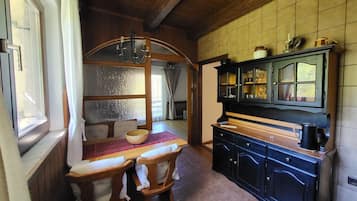 Casa (Holiday Home with Three Bedrooms and ) | Sala de jantar