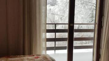 Casa (Holiday Home with Three Bedrooms and ) | Vista do quarto