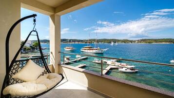 Căn hộ (Sea View Apartment 1 Golden sun) | Ban công