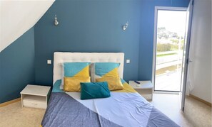 4 Schlafzimmer, Bügeleisen/Bügelbrett, WLAN