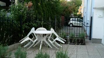 Studio (Studio apartment (Studio with Garden ) | Property amenity