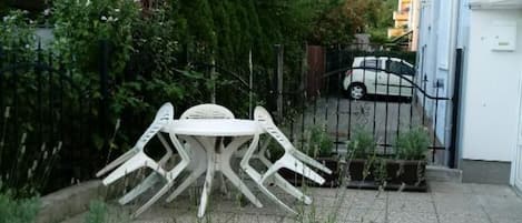 Studio (Studio apartment (Studio with Garden ) | Property amenity