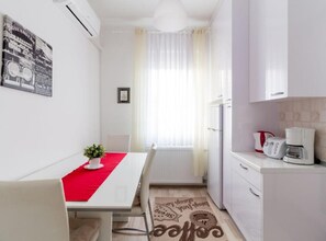 Fridge - Apartments Lavanda Idila (Zagreb)