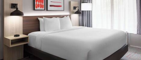 Standard Room, 1 King Bed, Accessible | Blackout drapes, iron/ironing board, WiFi