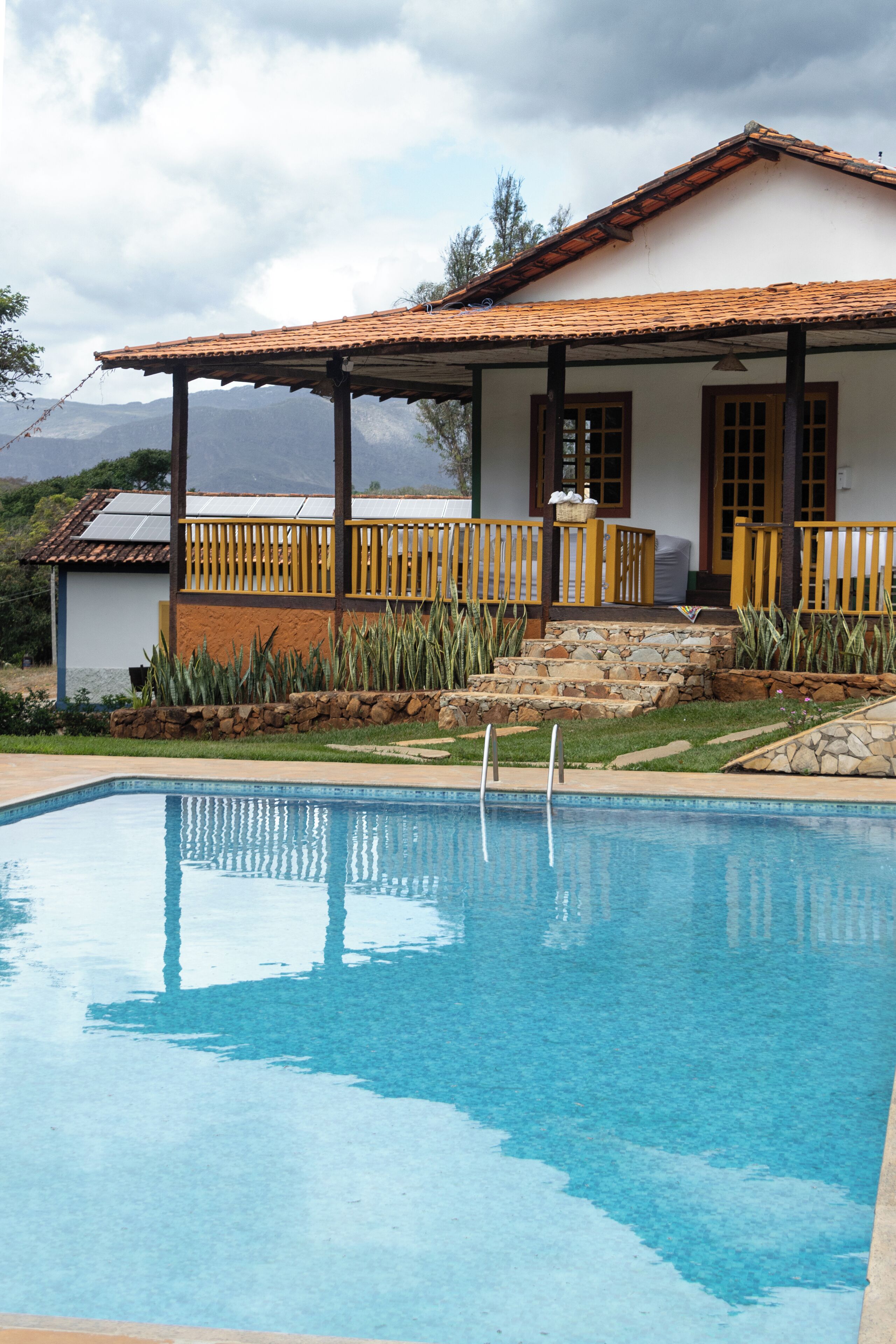 Udendørs pool, gratis hytter, liggestole