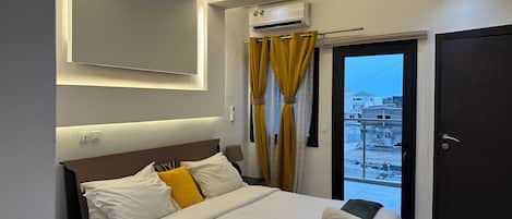 2 bedrooms, WiFi, bed sheets