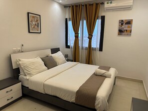 2 室のベッドルーム、WiFi、ベッドシーツ