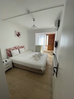 Standard Room, 1 Double Bed