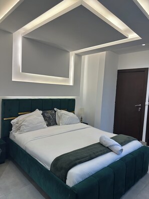 2 室のベッドルーム、WiFi、ベッドシーツ