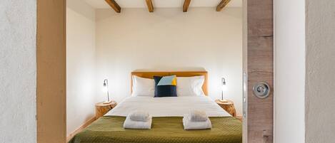 3 soveværelser, strygejern/strygebræt, internetforbindelse, sengetøj