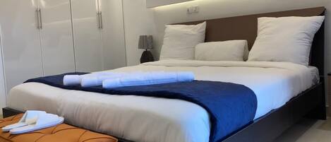 2 bedrooms, WiFi, bed sheets