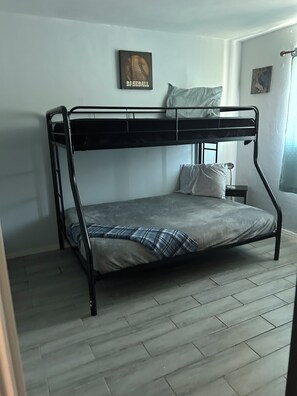 2 chambres, Wi-Fi, draps fournis