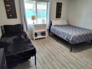 2 bedrooms, WiFi, bed sheets