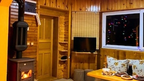 Apartment (Eco Village Coric - Studio Apartment) | Living room | 32-inch flat-screen TV with digital channels - Eco Village Mojkovac (Mojkovac)