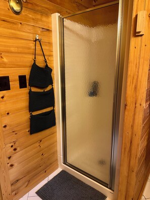 Interior - Beautiful cabin in the woods.  (Cassville)