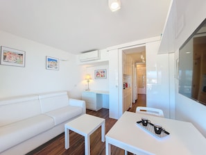 TV - N&J - BREAKTIME- Sea View - Parking (Niza)