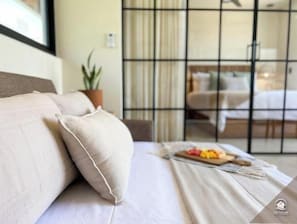 1 chambre, fer et planche à repasser, Wi-Fi, draps fournis