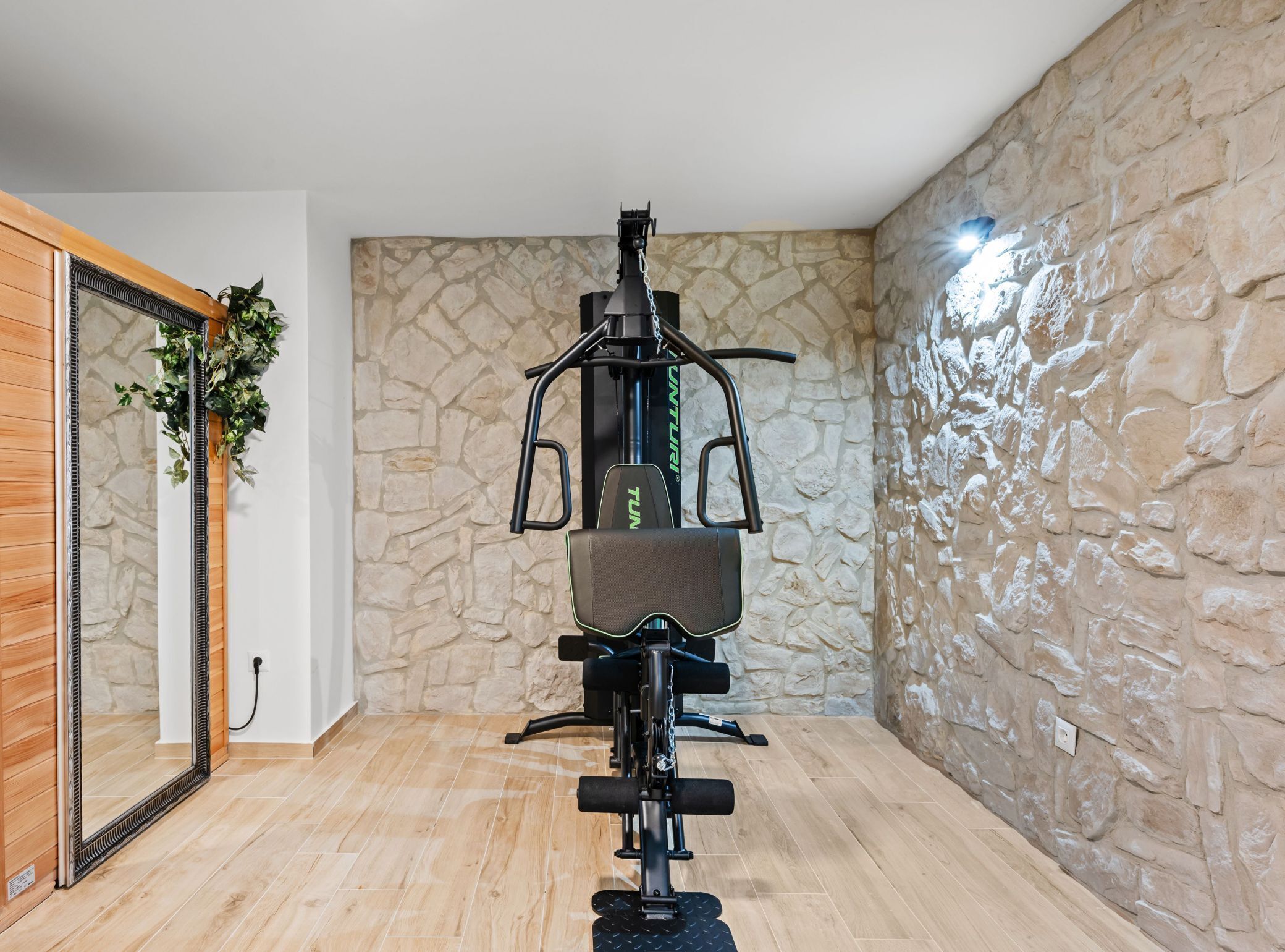 Villa (Two Bedroom Villa with Terrace and Sw) | Gym