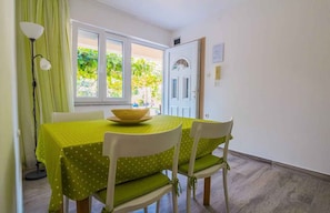 Dining - Holiday flat with air conditioning (Pula)