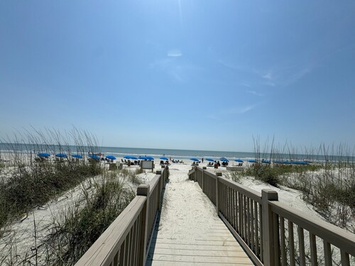 Beachfront complex with pool ~ 2312 Villamare